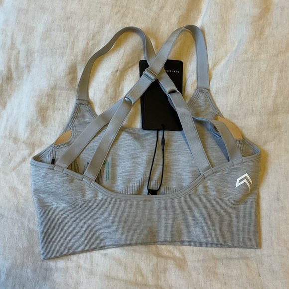 Oner Active Classic Seamless Sports Bra - Picture 2 of 4